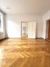 Thumbnail von Helle Wohnung mit Balkon auf ganzer Etage zzgl. Rohdachboden, Nähe Einsiedlerpark