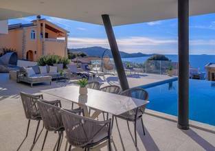 Thumbnail von Moderne Villa mit Infinity-Pool nahe dem Meer, Region Rogoznica