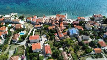 Thumbnail von Traditionelles Steinhaus zur kompletten Sanierung