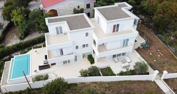 Thumbnail von Apartmenthaus mit 3 Wohneinheiten in Panorama-Lage mit wunderschönem Meerblick