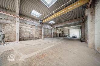 Thumbnail von Attraktives Gewerbejuwel: Lagerhalle + Büroflächen mit Photovoltaik direkt am Bahnhof