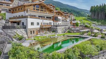 Thumbnail von National Park Chalet in a dreamlike peaceful location