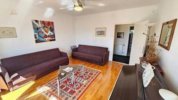 Thumbnail von Apartment near the sea - with garden and garage