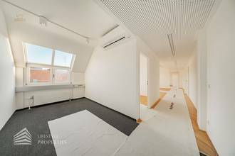 Erstbezug! Beeindruckendes 4-Zimmer Büro in Toplage