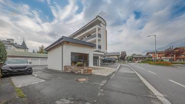 Investment property - Commercial space in a busy central location