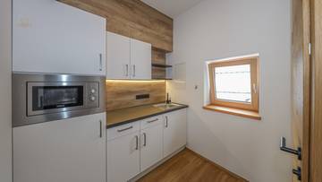 Thumbnail von Investment property - Commercial space in a busy central location