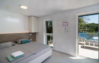 Thumbnail von Mediterranes Haus in der 1. Reihe zum Meer