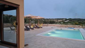 Thumbnail von Modern bungalow with panoramic sea view, island Pag