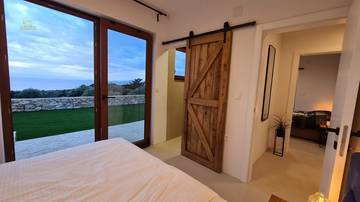 Thumbnail von Modern bungalow with panoramic sea view, island Pag