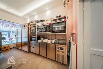 Thumbnail von Fully equipped café and pastry shop – French charm & operational in a lively location