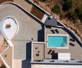 Thumbnail von Moderne Villa mit Pool nahe dem Meer