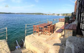 Thumbnail von Apartment in the first row to the sea in the city center of Rovinj