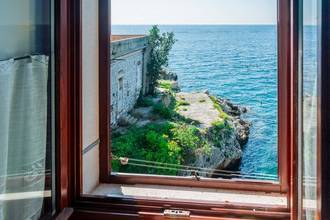 Thumbnail von Apartment in the front row with a spectacular view of the sea
