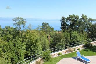 Thumbnail von Modern villa with pool and panoramic sea view