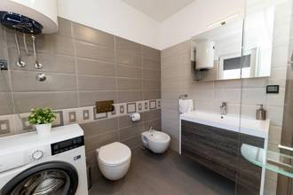 Thumbnail von Modern maisonette apartment with panoramic sea view