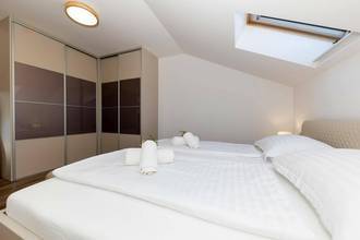 Thumbnail von Modern maisonette apartment with panoramic sea view