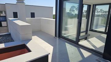 Thumbnail von Modern villa with pool and rooftop terrace