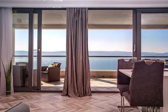 Thumbnail von Moderne Villa mit Infinity-Pool und Panorama-Meerblick, Region Omis
