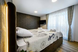 Thumbnail von Modern villa with infinity pool and panoramic sea view, Sibenik region