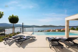 Thumbnail von Modern villa with infinity pool and panoramic sea view, Sibenik region