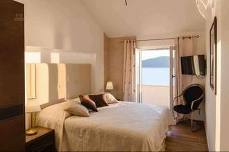 Thumbnail von Mediterranean villa directly on the sea, Dubrovnik region