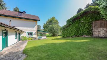 Thumbnail von Commercial property in a busy location