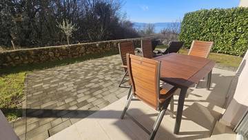 Thumbnail von Ground floor apartment with garden and sea view