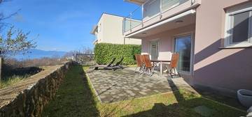 Thumbnail von Ground floor apartment with garden and sea view