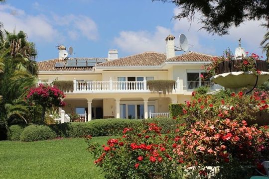 Luxus-Villa in Marbesa R2102165 