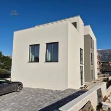 Thumbnail von Moderne Maisonettewohnung mit Pool im Neubau nahe dem Meer