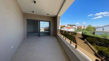 Thumbnail von Modern new-build apartment with sea view