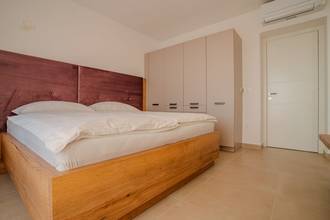 Thumbnail von Modern apartment in an extraordinary location directly by the sea