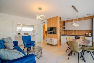 Thumbnail von Modern apartment in an extraordinary location directly by the sea