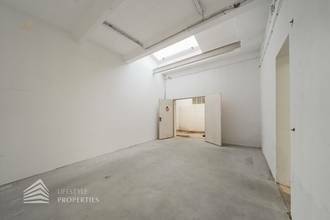 Thumbnail von Spacious 3-room office with large storage rooms and private driveway, near Landstraße