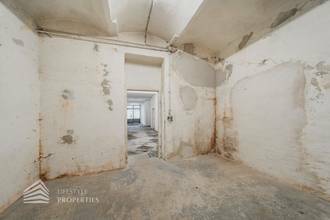 Thumbnail von Spacious 3-room office with large storage rooms and private driveway, near Landstraße