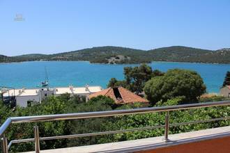 Wohnung im Erdgeschoss mit wunderschönem Meerblick
