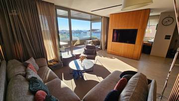 Thumbnail von Modern apartment with sea view