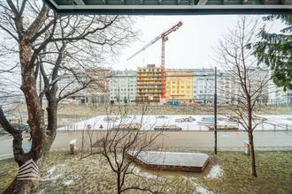 Thumbnail von Grosszügige helle 2-Zimmer Altbau-Wohnung in zentraler Lage