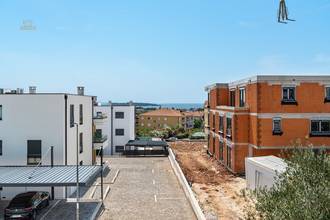 Thumbnail von Modern new-build apartment with sea view