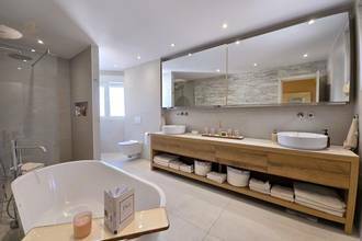 Thumbnail von Modern villa with a beautiful panoramic sea view and infinity pool