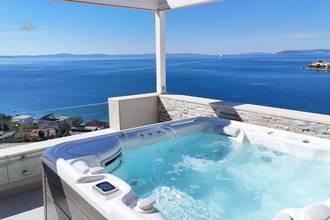 Thumbnail von Modern villa with a beautiful panoramic sea view and infinity pool