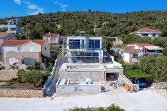 Thumbnail von Modern new-build villa in the first row to the sea, Rogoznica region
