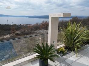 Thumbnail von Moderne Villa mit Swimmingpool und Meerblick