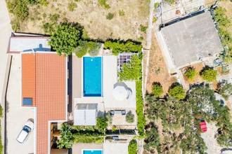 Thumbnail von Bungalow mit Swimmingpool und Meerblick
