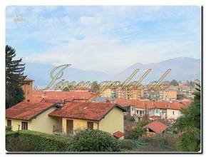 Thumbnail von Immogold Lago Maggiore Aparte Eck-Villa inkl. Garten und Seeblick