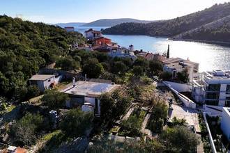 Thumbnail von Bungalow for renovation - attractive location, Trogir region