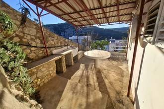 Thumbnail von Bungalow for renovation - attractive location, Trogir region
