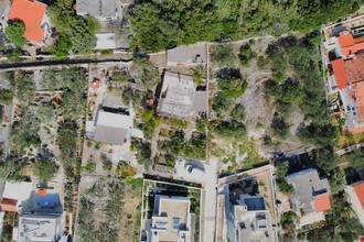 Thumbnail von Bungalow for renovation - attractive location, Trogir region