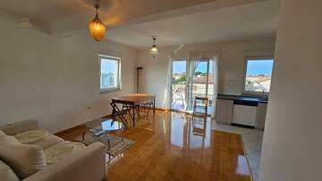 Thumbnail von Wohnung mit Balkon und Blick bis zum Meer