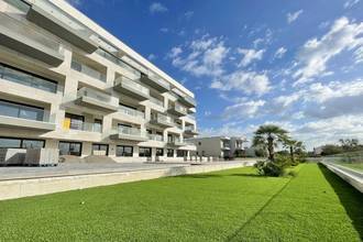 Thumbnail von Modern apartment directly on the sea - with community pool